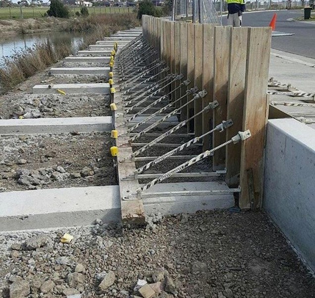 formwork for concrete structures using MacketBracket