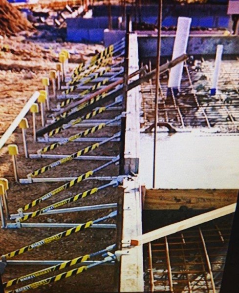 exposed concrete formwork using MacketBracket formwork bracing